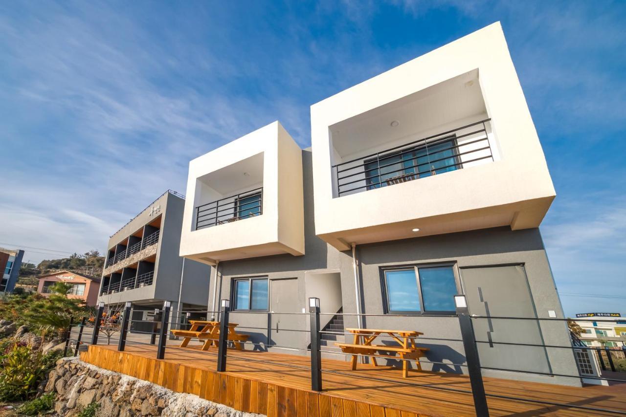 Jeju Soo Pension Seogwipo Exterior foto