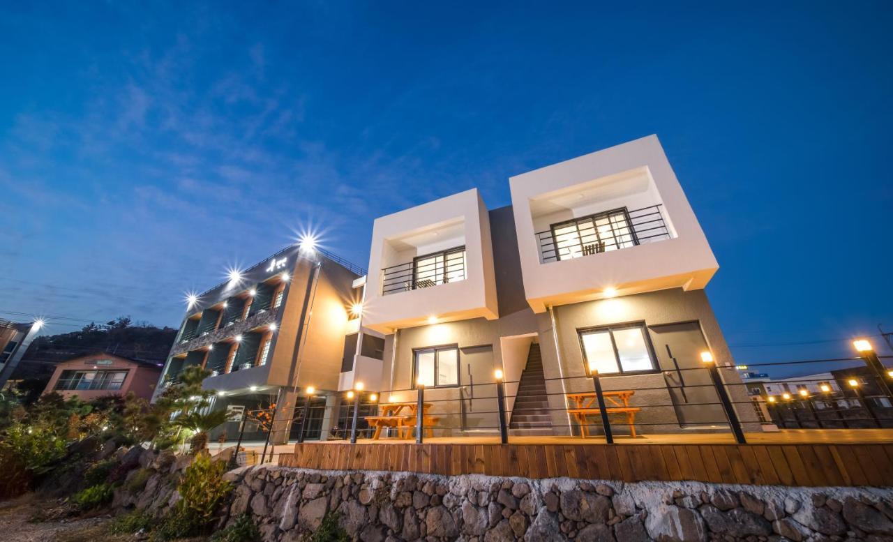 Jeju Soo Pension Seogwipo Exterior foto